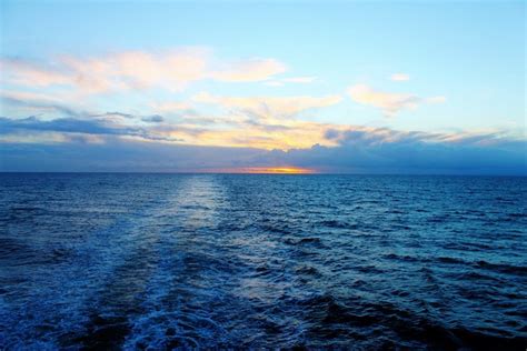 Sun Earth Sea Ocean Sunset Wallpaper Coolwallpapersme