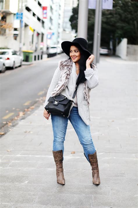 How To Wear A Faux Fur Vest Paris Chic Style Everyday Fashion