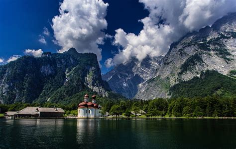 Tegernsee, lake, southern bayern (bavaria), southeastern germany, lying at 2,380 feet (725 m) above sea level, surrounded by wooded mountains on the fringe of the bavarian alps, south of munich. st bartholomew church bavaria germany königssee lake ...
