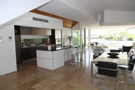 Firstly, your layout should consider maximise the lighting in your open plan space by dressing your windows cleverly. Open-Plan and Broken-Plan Living - Frances Hunt