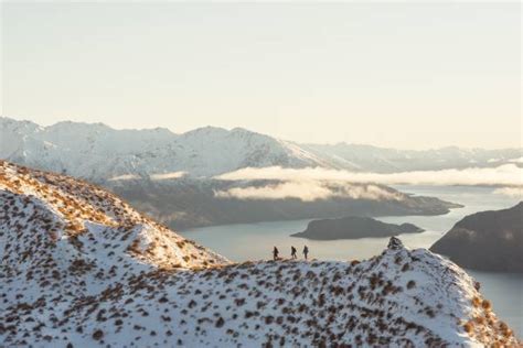 Photographer Johan Lolos Travels Across New Zealand Takes Stunning
