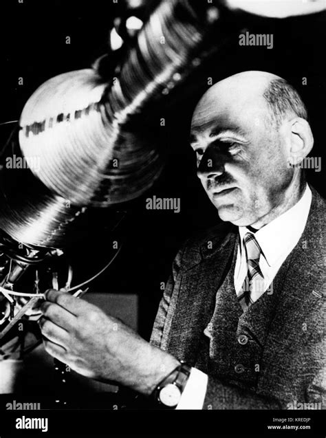 Dr Robert Goddard Gpn 2000 001336 Stock Photo Alamy