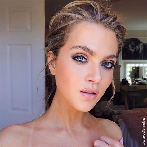 Anne Winters Annawinters Nude Onlyfans Leaks The Fappening Photo