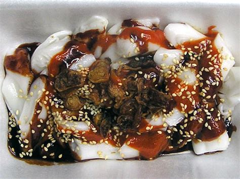 However, the penang take on this cantonese noodle delicacy is a rather different offering. Triangulating Gurney Drive | The Last Appetite