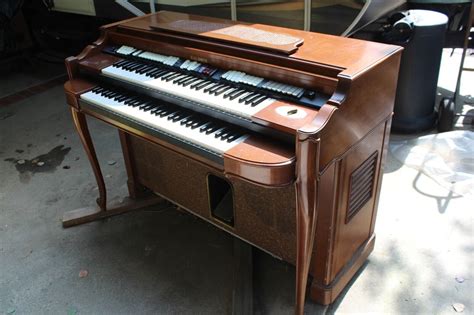 1963 Baldwin Electronic Organ Model 47 Great Condition All Pedals And