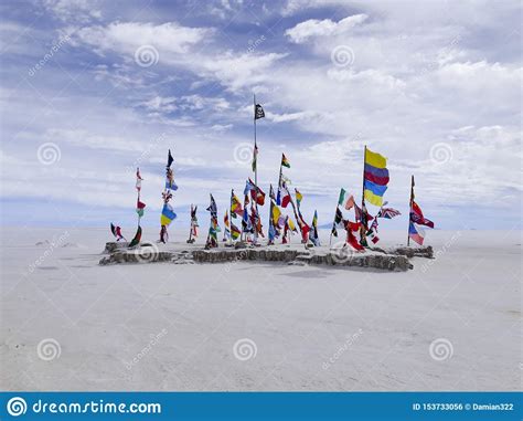 Jump to navigation jump to search. Flaggen Der Welt In Salar De Uyuni Stockfoto - Bild von ...
