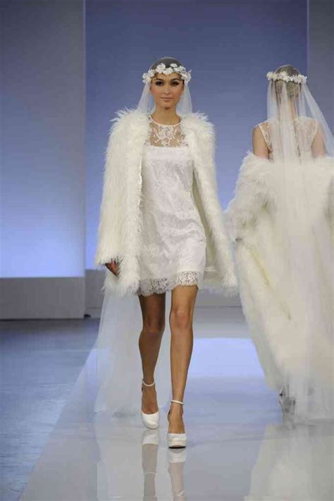 Bridal Fashion Week Sneak Peek Cymbeline Robe De Mariée Courte Robe
