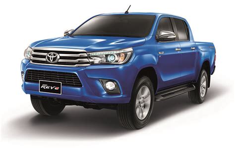 Toyota hilux hadir dipasaran untuk menjawab tantangan pada segmen mobil komersial. 2015 Toyota Hilux Revo - pics, specs and prices