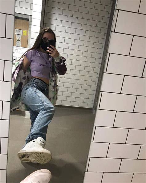 Katie Monument On Instagram Some Toilet Selfies Jacket Sandshorties Selfie Monument