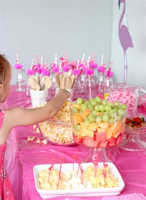 My kids love having birthday parties at home that are simple and fun. Eva's Pink Flamingo Birthday Party - My Poppet Living