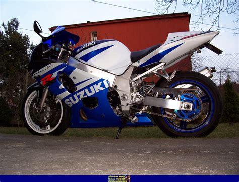 We are promise you will like the 2007 suzuki gsxr 600 manual. 2002 Suzuki GSX-R 600: pics, specs and information ...