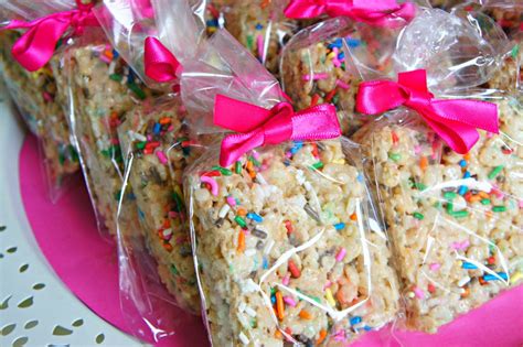 So make sure you stock up on they say it is never too early to start preparing for christmas. Bake Sale Packaging Ideas | Cake Batter Rice Krispie ...