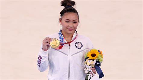 Suni Lee - Suni Lee Wins Gold Medal in Women's Gymnastics All-Around ... - Lewis Gery1991
