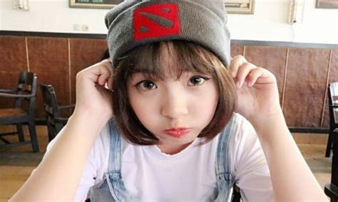 Maybe you would like to learn more about one of these? Kecewa 3 videonya diblokir Kemkominfo, Kimi Hime curhat ke ...