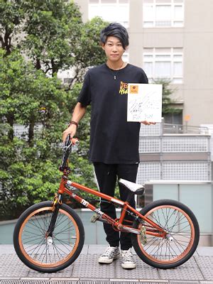 The official account of the tokyo organising committee of the olympic and paralympic games. Vol.45 後編 BMXライダー YUYA（志賀勇也）選手 | ごはんだもん ...