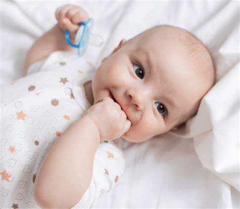 Питание ребенка в 2 месяца | Прикорм с 2 месяцев при грудном вскармливании Картинка - Питание ребенка в 2 месяца | Прикорм с 2 месяцев при грудном вскармливании