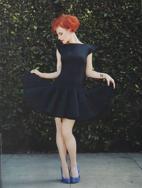 40 Sexy Hayley Williams Feet Pictures Are So Hot That You Will Burn