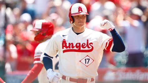 Shohei Ohtani Signs Record Breaking 10 Year 700m Deal With Los