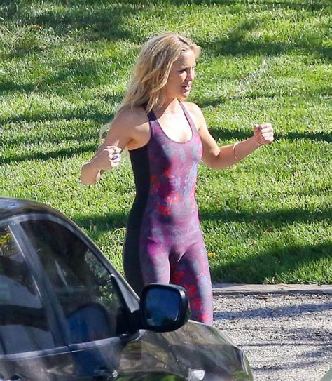Kate Hudson Leaves Little To The Imagination As She Works Out In