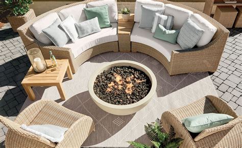 How To Arrange Patio Furniture On A Deck Storables