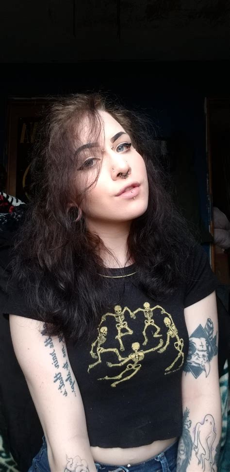 Send shivers down your spine 😈 | Scrolller