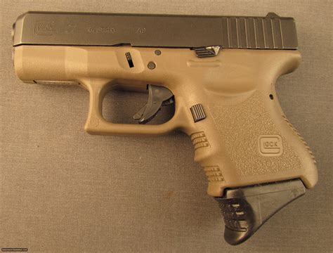 Glock 27 Sub Compact 40 Sw Pistol 2 Mags