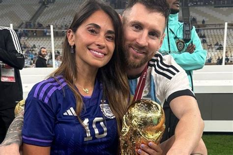 Who Is Lionel Messi’s Gorgeous Fashionista Wife Antonela Roccuzzo The 2022 World Cup Champ And