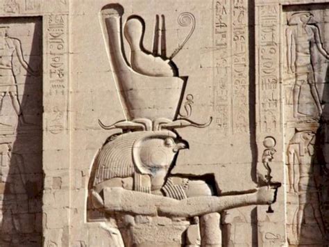 Dewa Horus Dewa Langit Berkepala Elang Yang Dipuja Mesir Kuno