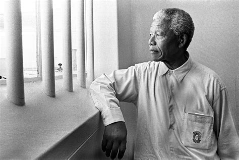 Days In History February 11 1990 Nelson Mandela Released From Prison