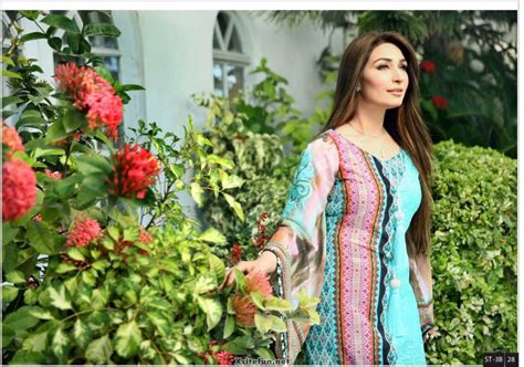 Reema Khan Shoot For Summer Lawn Brand