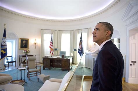 P041014ps 0388  President Barack Obama Views A Replica  Flickr