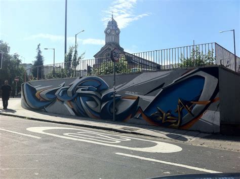 The graffiti garages in downtown tacoma are a working parking garage where anyone can legally paint the walls on sundays. garage-graffiti-bristol-zase-zasedesign-17 - Zasedesign