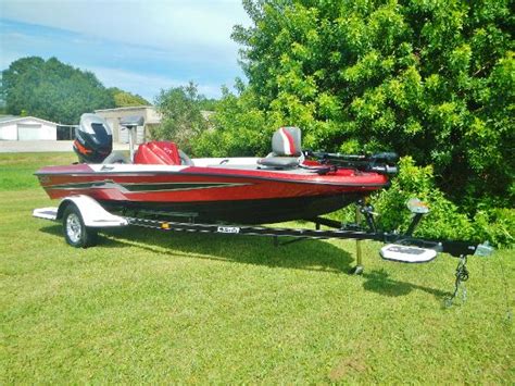 This triton bass boat was found on wieda's marine website. Bass Bass Cat boats for sale - 2 - boats.com