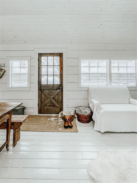 How To Paint Wood Floors In 5 Steps B Vintage Style