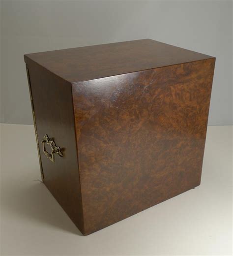 Cabinet humidors are for the serious aficionado, the type of smoker who absolutely needs to have their prize cigars in prime condition and always ready. Magnificent Large Antique English Walnut Cigar Cabinet/Box ...