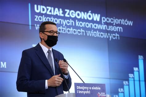 Tę decyzję ogłosił minister zdrowia adam niedzielski na konferencji prasowej. Konferencja premiera i ministra zdrowia: Wracają godziny ...