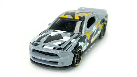 10 Ford Shelby Gt500 Super Snake Hot Wheels Collectable Car