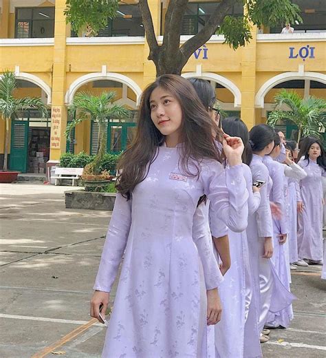 Nữ Sinh Việt Gây Thương Nhớ Vì Quá Xinh đẹp Trong Tà áo Dài 2sao