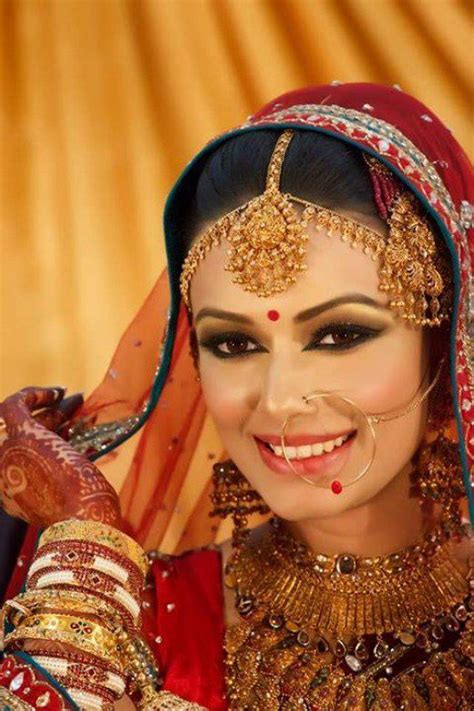 Best Beauty Parlours For Bridal Makeup In Dhaka Bangladesh Bridal Makeup Bridal Makeover