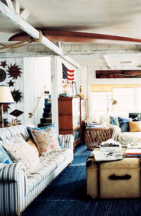 Americana decor decorate your home with americana accessories. Rustic Americana in a seaside beach cottage from Ralph ...