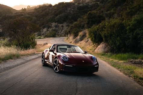 The Porsche 911 Targa 4s Heritage Design Edition Is Retro Done Right Cnet