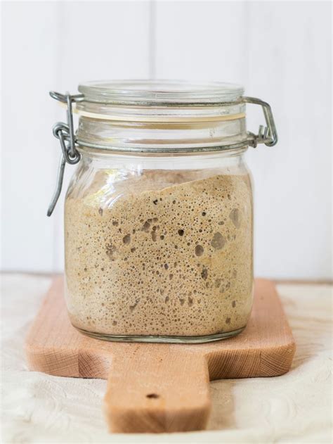 Here S A Foolproof Guide To Making Your Own Sourdough Starter