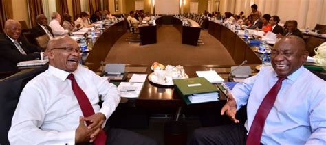 Social Media Unpacks This Pic Of Zuma And Ramaphosa At Cabinet Meeting