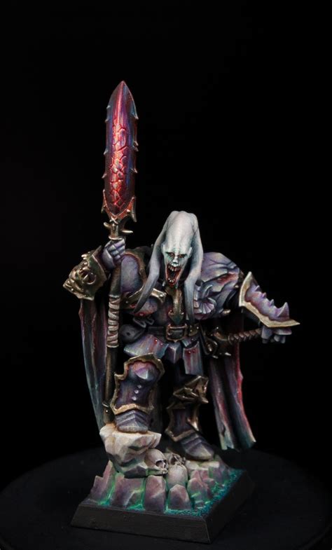 Chaos Lord of Slaanesh by Paweł Makuch Monstroys Putty Paint Chaos lord Cool swords