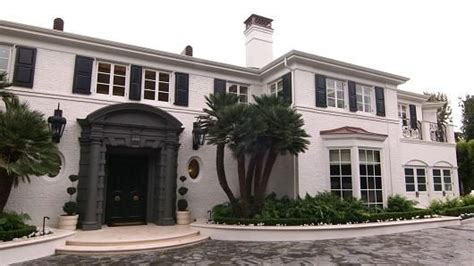 Inside The 46 Million Los Angeles Mansion That Just Sold Mansions