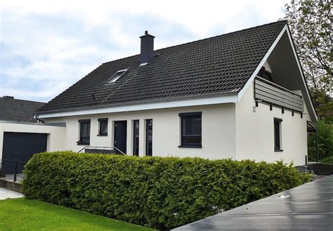 Das reicht von massiven schimmelbildungen bis hin zu holzschutzmittelschäden an der bausubstanz, mit pcp und formaldehyd belasteten spanplatten, mit lindan belasteten dachbalken. Okal Fertighaus Sanierung Kosten | Haus Design Ideen
