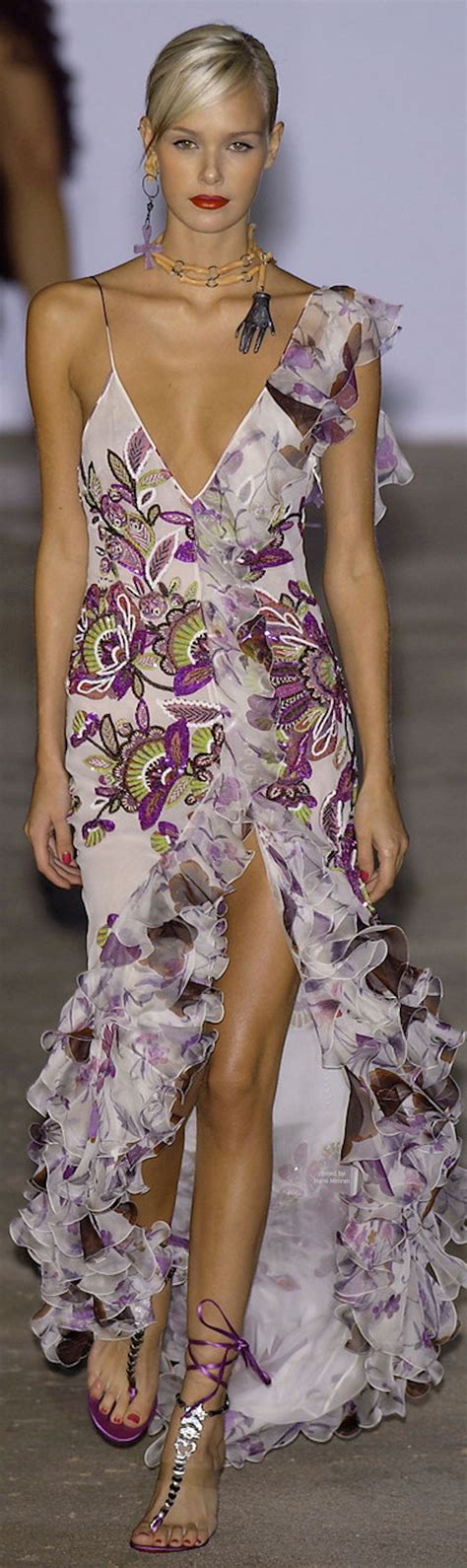 Emanuel Ungaro Beautiful Gowns Beautiful Outfits Cool Outfits Floral