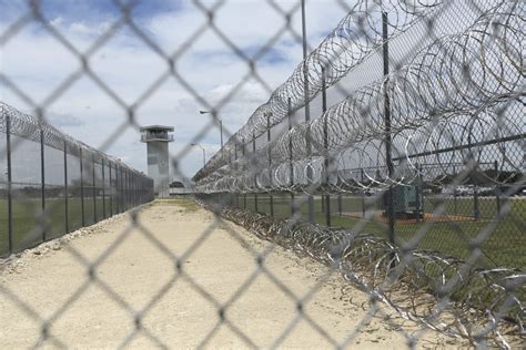 Advocates criticize $18 million plan to move Tarrant County Jail