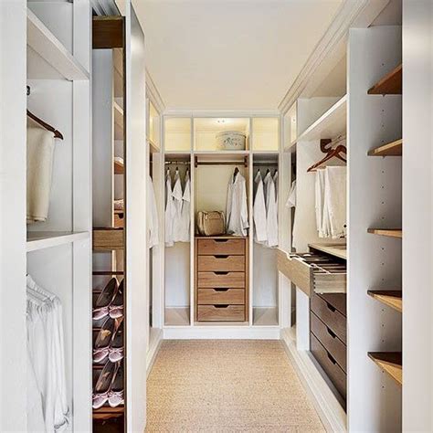 47 Dressing Room Designs In The Home Pics