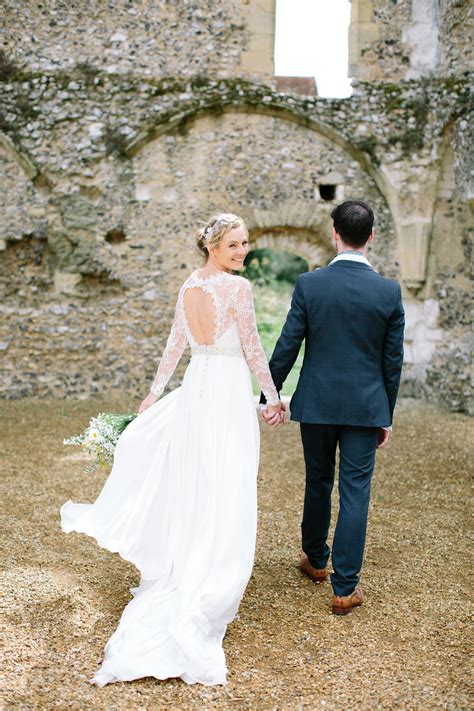 Trendy wedding dress elmina will attract the attention of true fashionistas and will be a great solution for a young bride.a dress made of soft satin with an open back will not leave anyone indifferent around.royaldi will dress your brides in the most beautiful dresses! A Summertime Scandinavian Inspired Wedding | Love My Dress ...